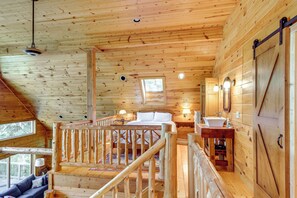 單棟房屋 (4 Bedrooms) | 內部