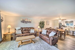 Apartment (4 Bedrooms) | Interior - Walk to Ski Resort: Sugar Mountain Haven w/ Views! (Banner Elk)