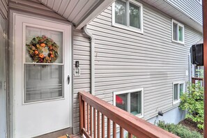 Interior - Walk to Ski Resort! Sugar Mtn Haven w/ Lake Views (Banner Elk)