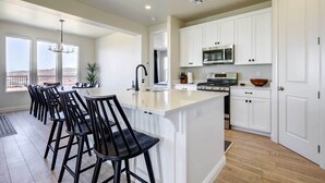 Rumah (5 Bedrooms) | Interior
