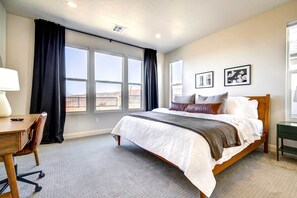 House (5 Bedrooms) | Interior