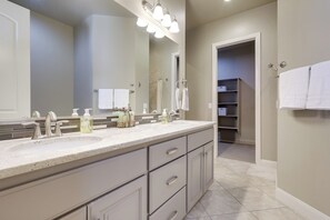 Apartment (3 Bedrooms) | Interior