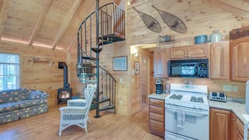 House (1 Bedroom) | Interior
