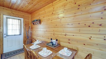 Rumah (2 Bedrooms) | Interior