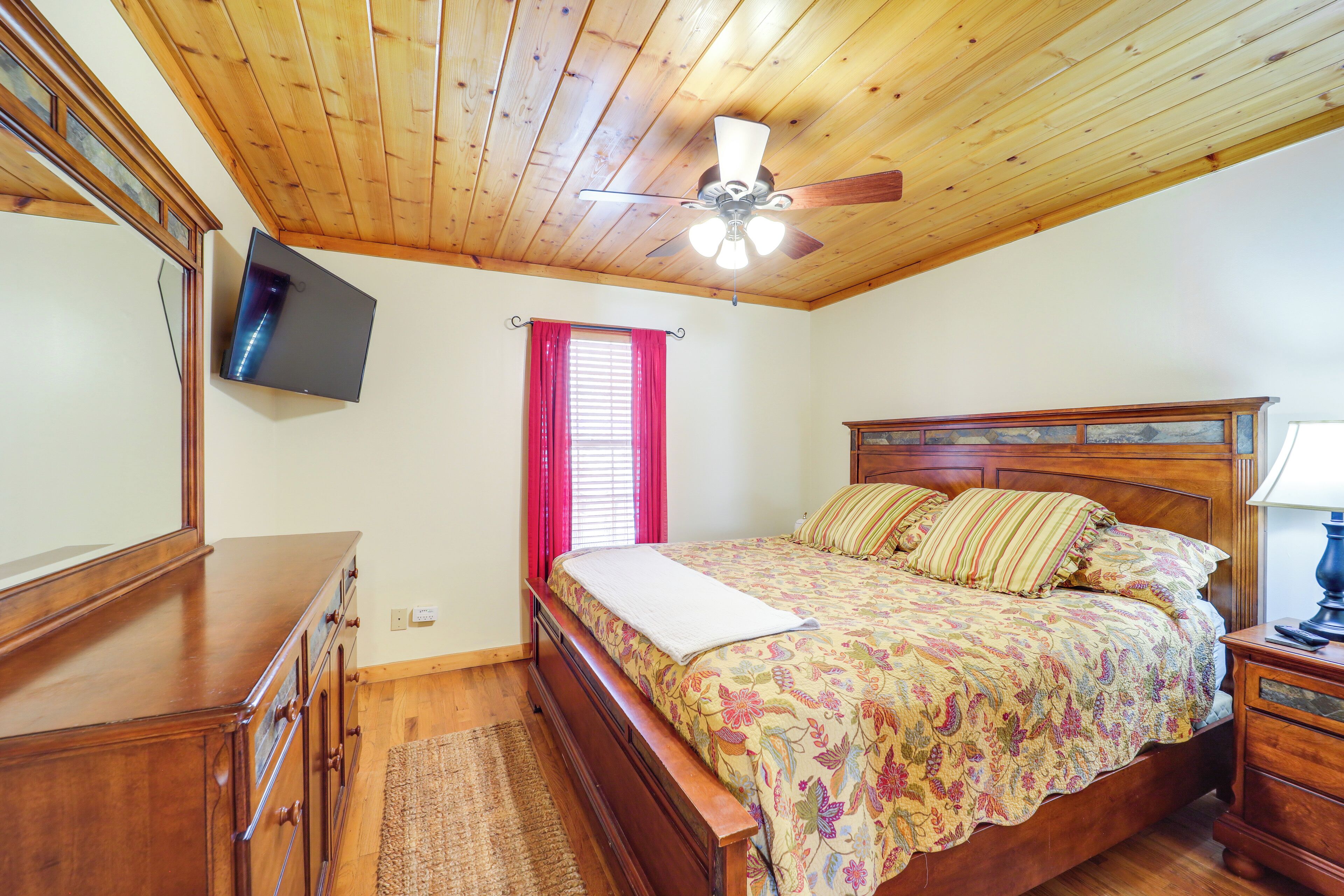 Rumah (2 Bedrooms) | Interior