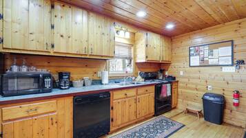 Rumah (2 Bedrooms) | Interior