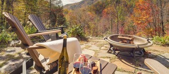 Secluded Lenoir Cabin: 4 Mi to Dtwn Blowing Rock