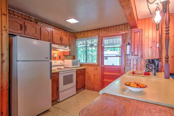Cottage (2 Bedrooms) | Interior