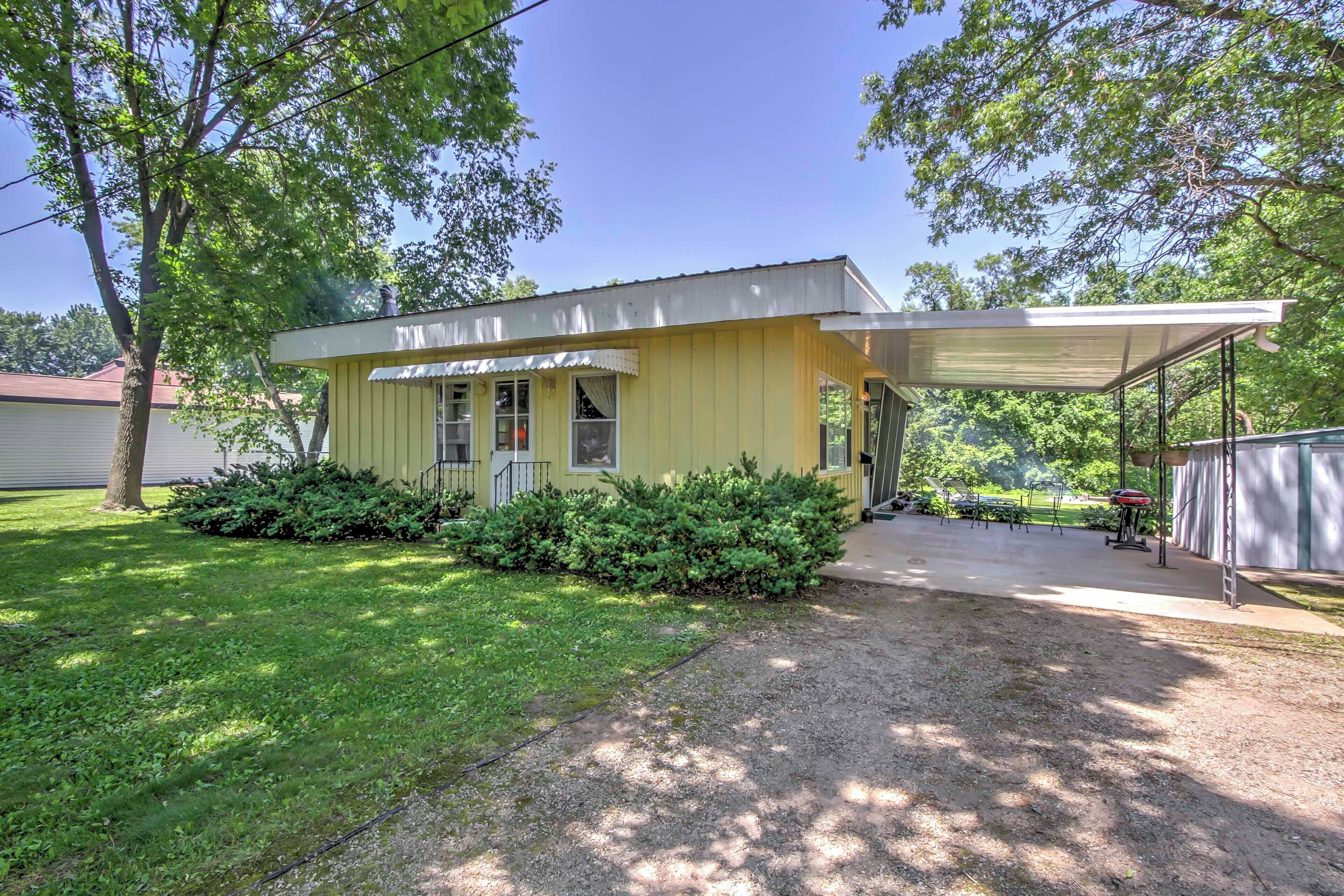 Cottage (2 Bedrooms) | Interior