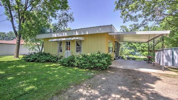 Cottage (2 Bedrooms) | Interior