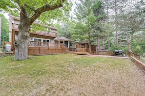 House (5 Bedrooms) | Interior - Steps to Lake Michigan & Silver Lake Channel (Mears)