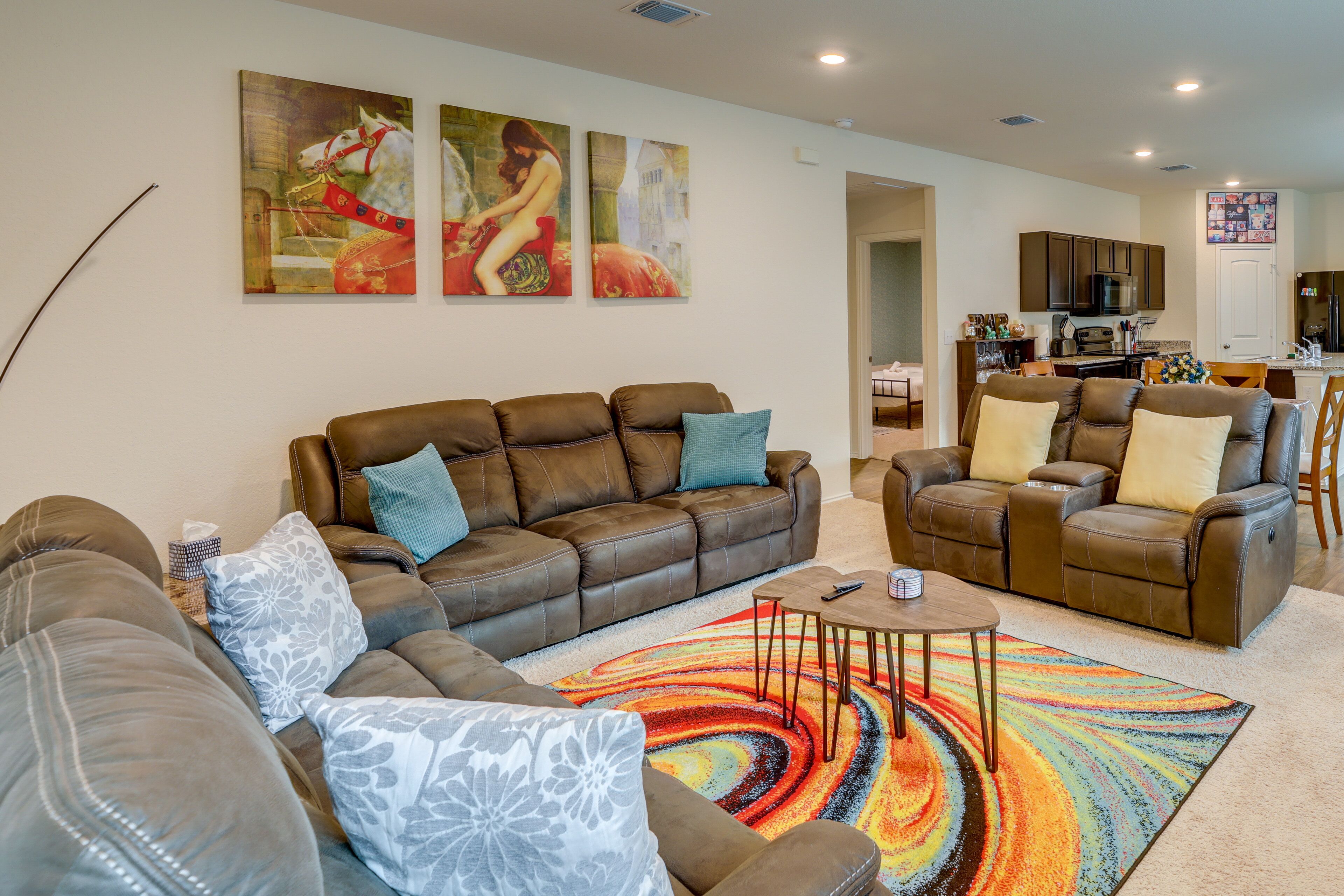 Quiet Home w/ Fenced Yard - 16 Mi to UT Austin!