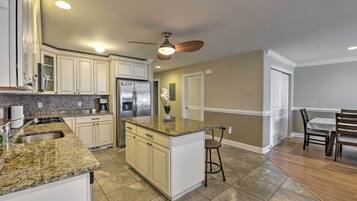 Apartment (4 Bedrooms) | Interior