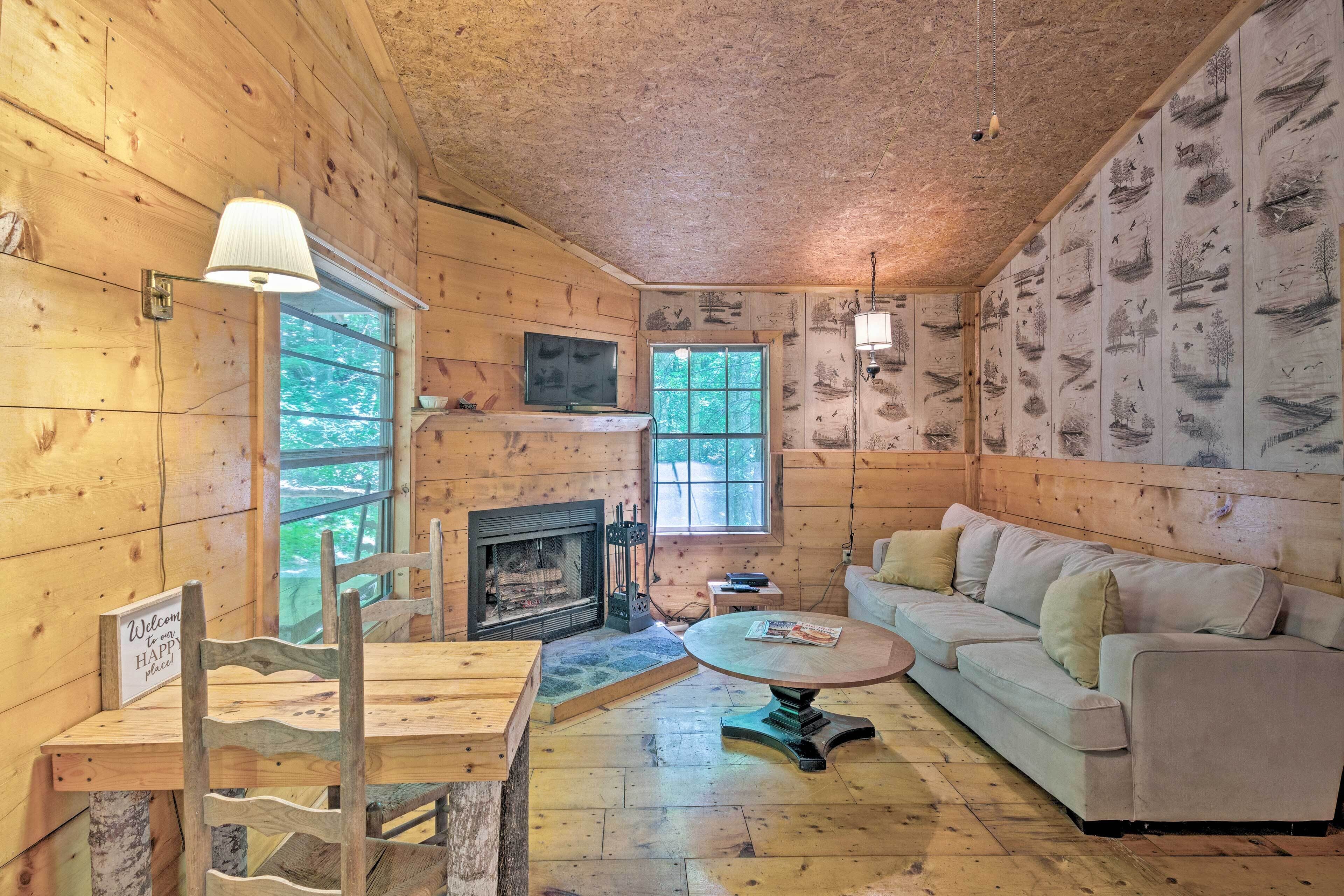House (2 Bedrooms) | Interior