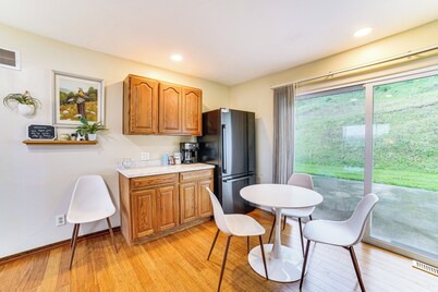 Watch the Sunrise at This Quaint Lake-view Cottage