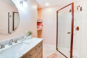 Talo (3 Bedrooms) | Sisätilat