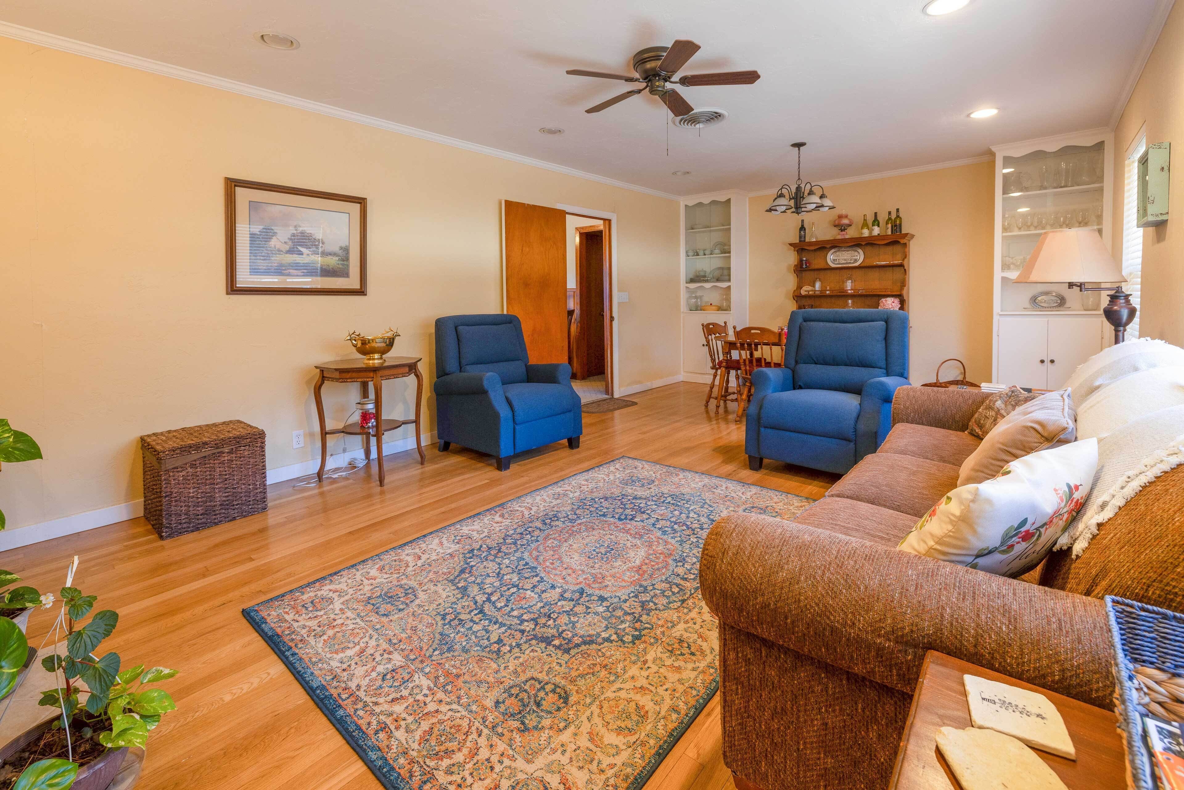 Serene, Country Retreat ~ 12 Mi to Main St!