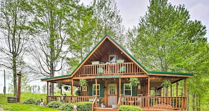 Wellington Cabin Escape w/ Wraparound Deck!