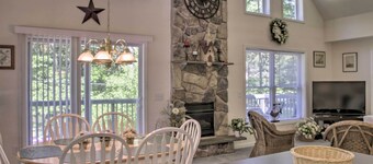 Spacious Home w/ Deck, Grill & Delaware River View