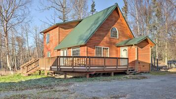 House (4 Bedrooms) | Front of property