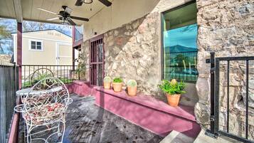 Apartment (0 Bedroom) | Interior