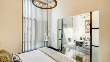 公寓 (1 Bedroom) | 1 間臥室、筆電工作空間、熨斗/熨衣板、床單