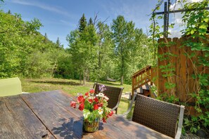 House (3 Bedrooms) | Interior - Fish, Hike, Views: Boulder Beauty 'gil's' Cabin! (McLeod)