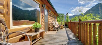 Fish, Hike, Views: Boulder Beauty 'gil's' Cabin!
