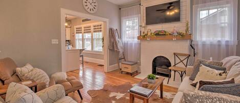 House (3 Bedrooms) | Front of property