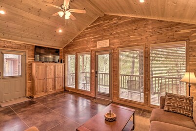 Heber Springs Cabin w/ Deck + River Views!