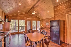 Casa (2 Bedrooms) | Interior