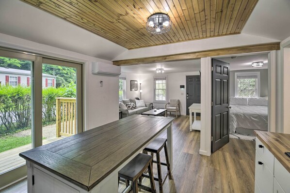 House (2 Bedrooms) | Interior - Updated Bristol Retreat ~ 2 Miles to Downtown! (Bristol)