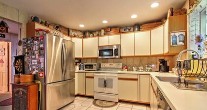 West Dover Vacation Rental w/ Hot Tub Near Mt Snow