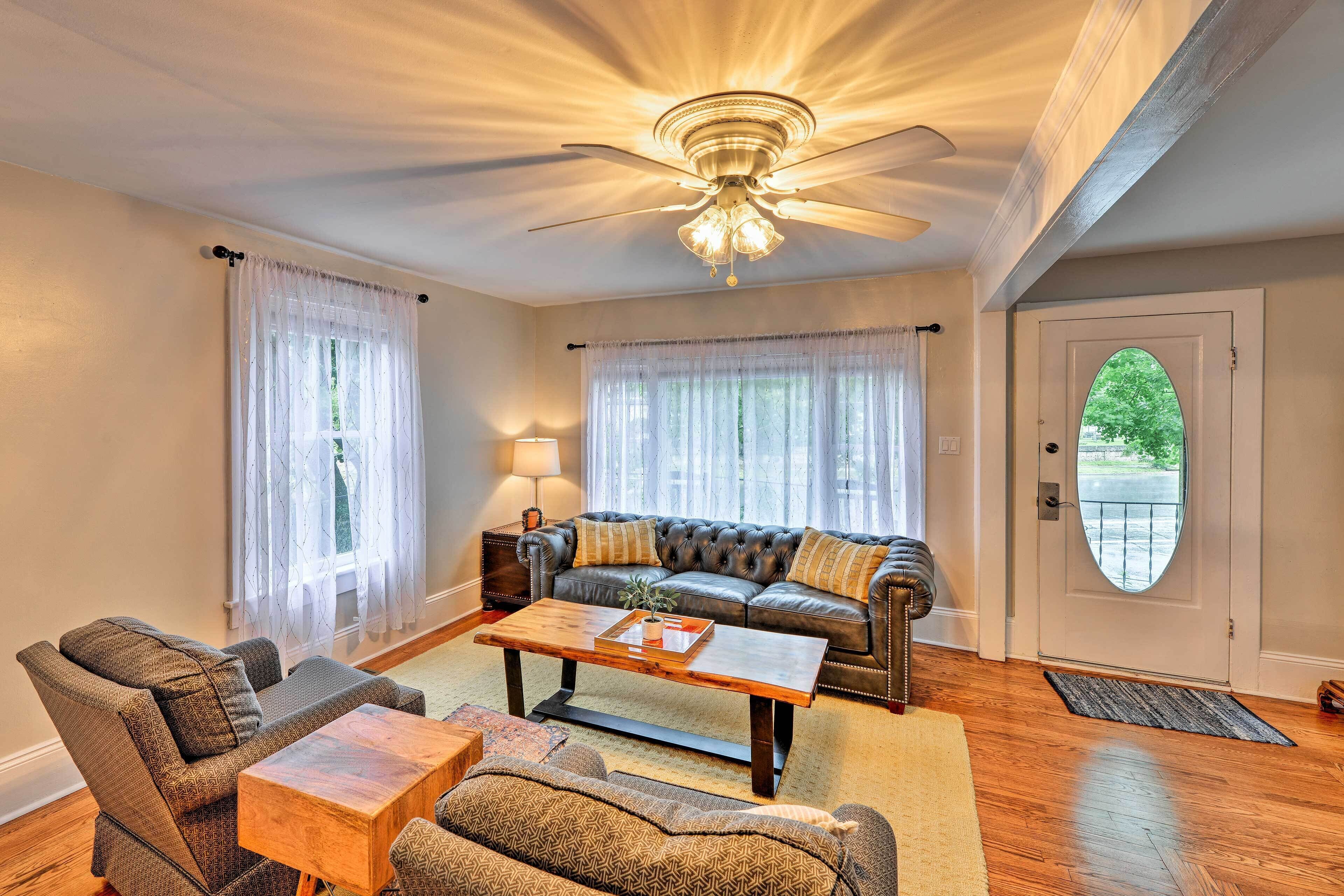House (2 Bedrooms) | Interior