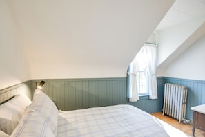 Apartment (2 Bedrooms) | Interior - Charming Saco Apartment ~ 4 Mi to the Beach! (Saco)