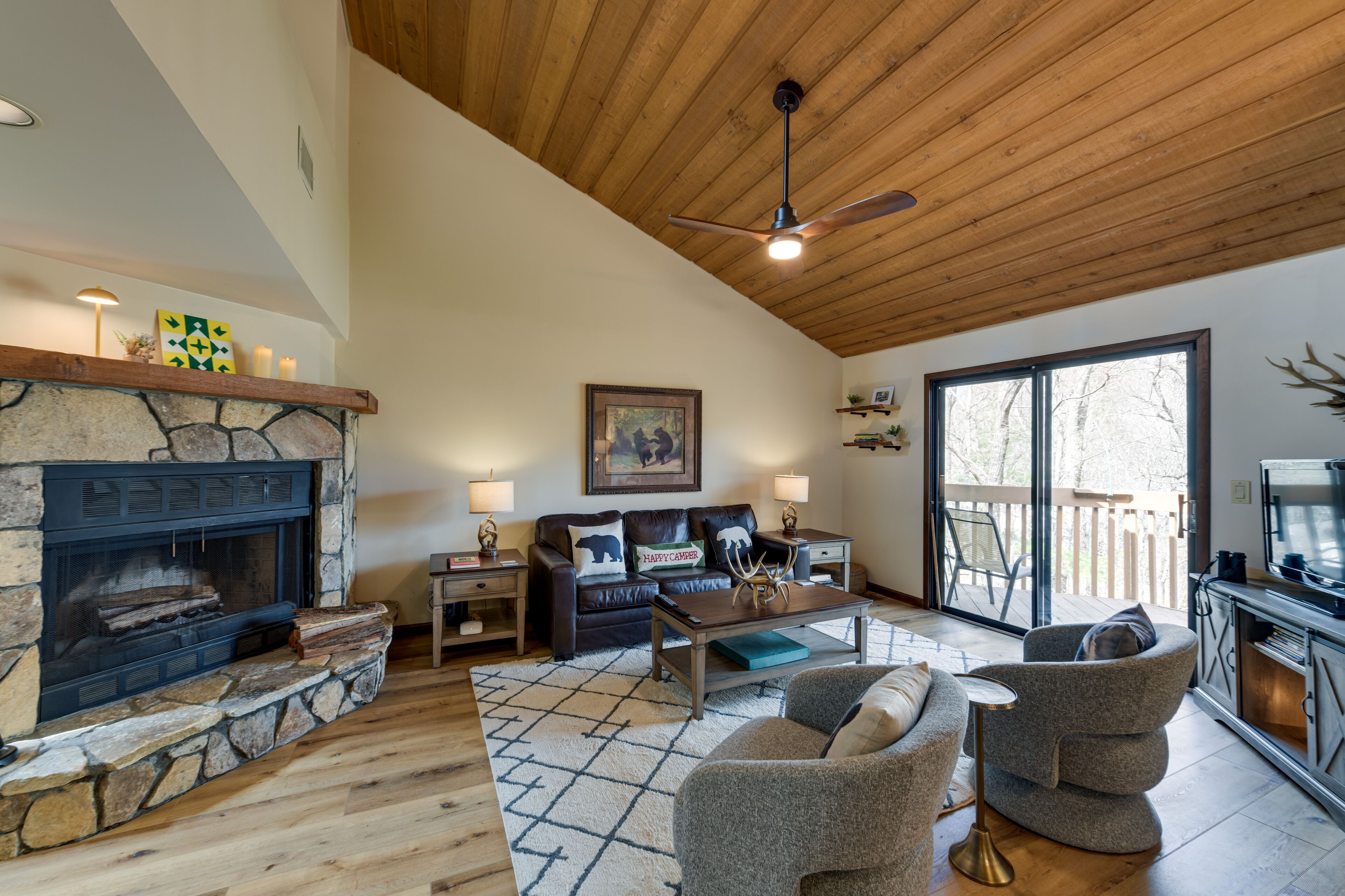 Stunning Sapphire Valley Resort Townhome w/ Perks!