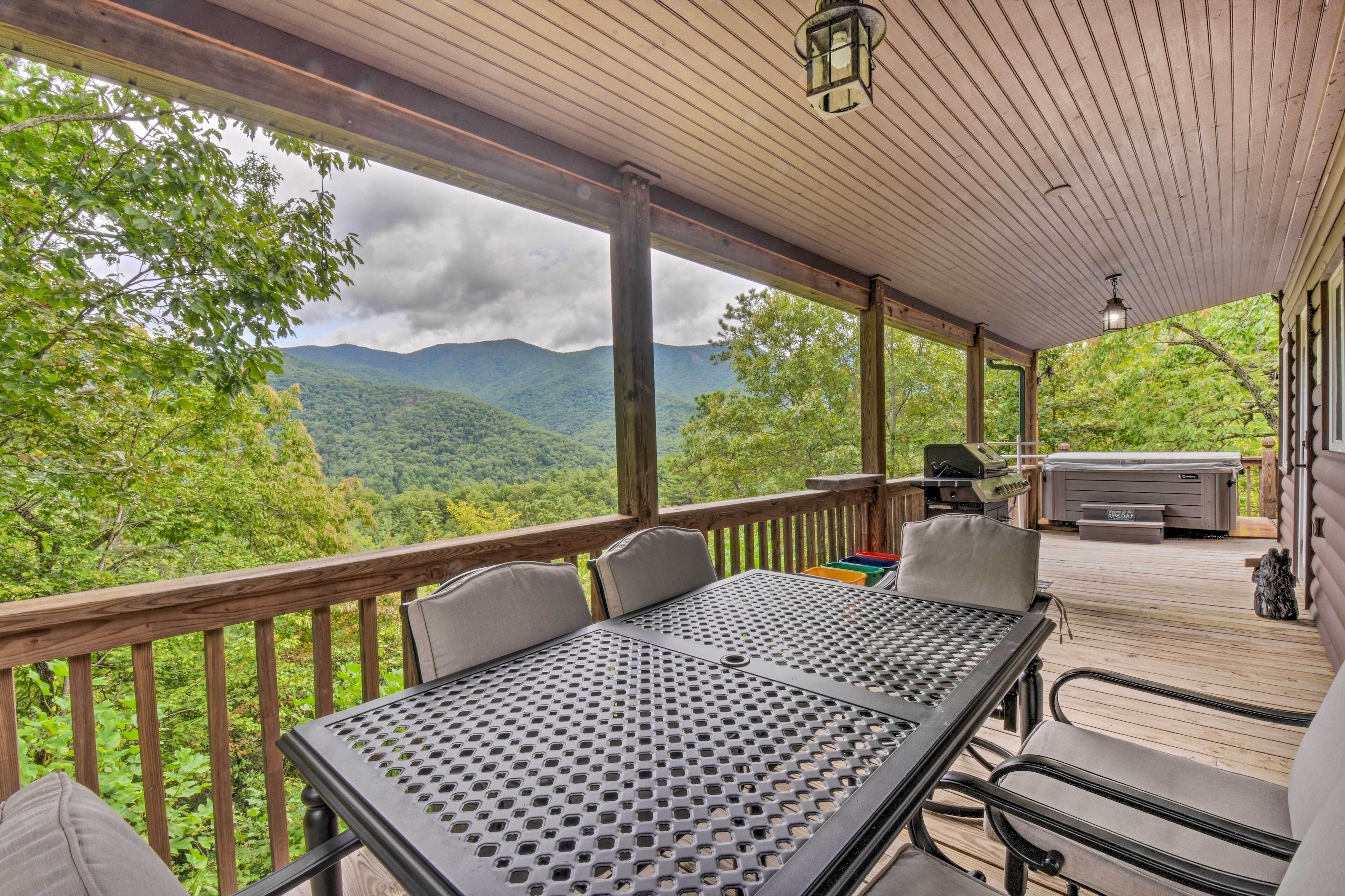 Spacious Franklin Getaway w/ Deck + Mtn Views