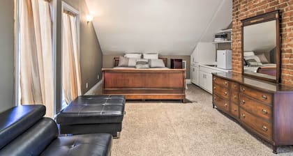 Stylish Vicksburg Apt w/ Porch - 2 Mi to Casino!