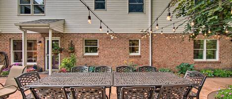 Apartment (2 Bedrooms) | Front of property