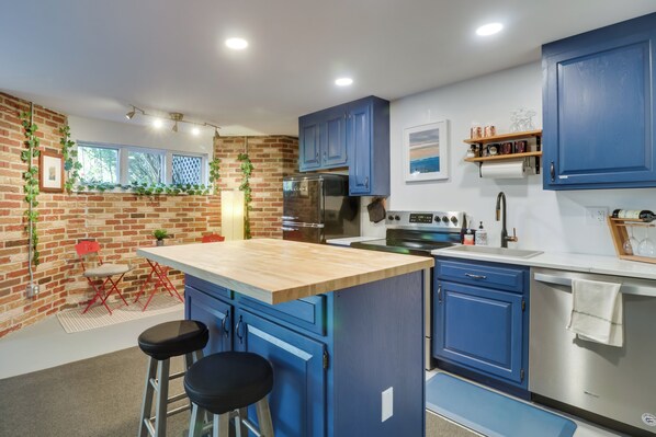 Apartment (0 Bedroom) | Interior