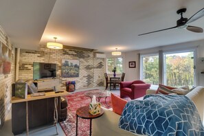 Apartment (0 Bedroom) | Interior