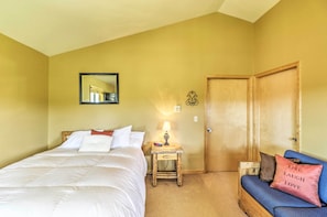 House (1 Bedroom) | Interior - Trego Resort-style Cabin w/ Lake,trails & 40 Acres (Trego)