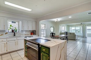 Interior - Private Beach & Dock: Home on Eagle Mountain Lake (Azle)