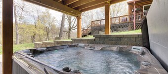 Waterfront Home on Lake Milton: Dock, Hot Tub
