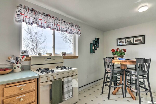 Off-road Adventure Hub! Aurora Apt W/ Trail Access - Utah