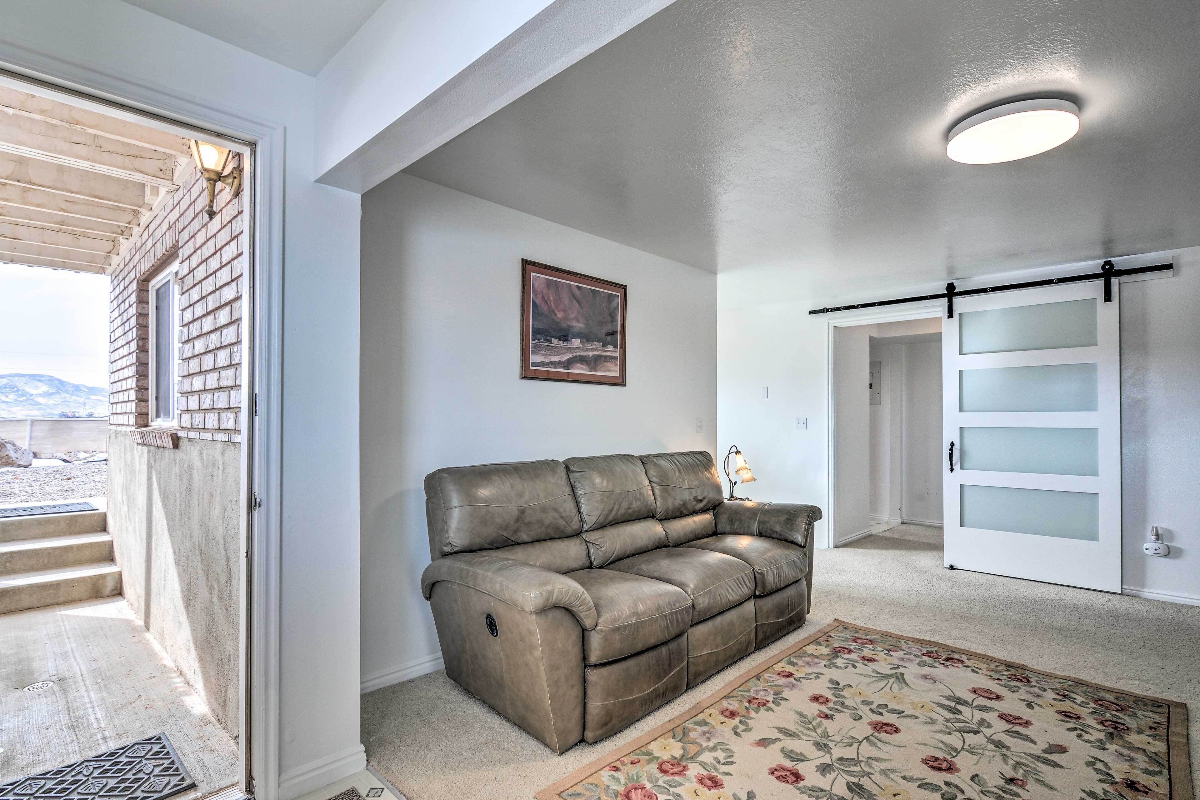 House (2 Bedrooms) | Interior