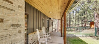 Private Black Hills Home w/ Corral: Horses Welcome