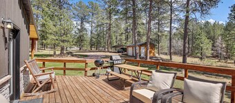 Private Black Hills Home w/ Corral: Horses Welcome