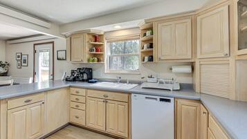 Nhà (3 Bedrooms) | Nội thất