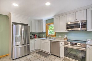 House (5 Bedrooms) | Interior - Waterfront Lakes Region Home on Private Cove! (New Durham)